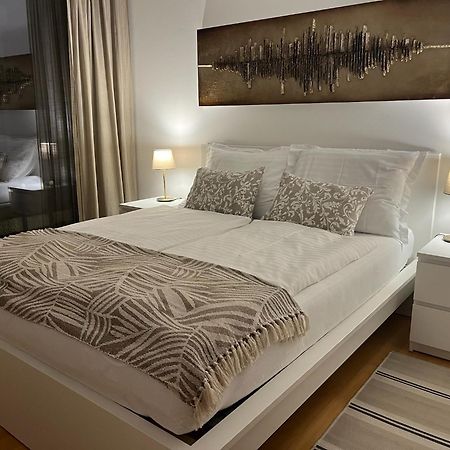Relax & Lounge Apartments Премантура Екстериор снимка
